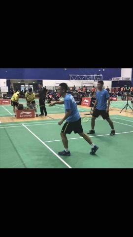 李威霆 - 新加波分齡賽