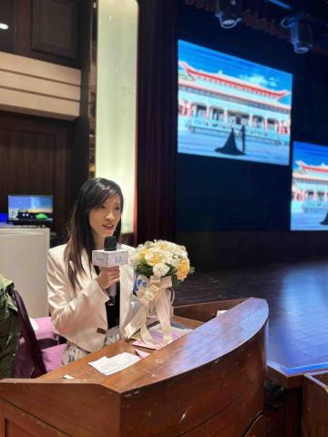 夏蕊全方位活動主持 /全方位活動企劃/場地佈置/水中模特兒 - 