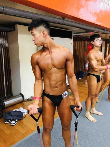 自由健身教練 - 