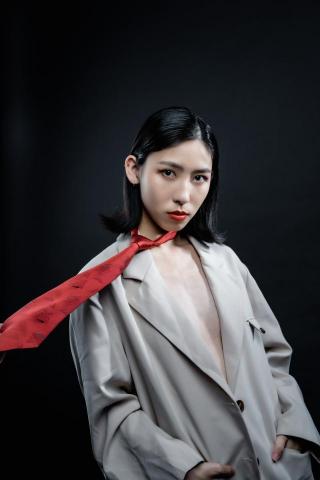 Reina - 服飾配件