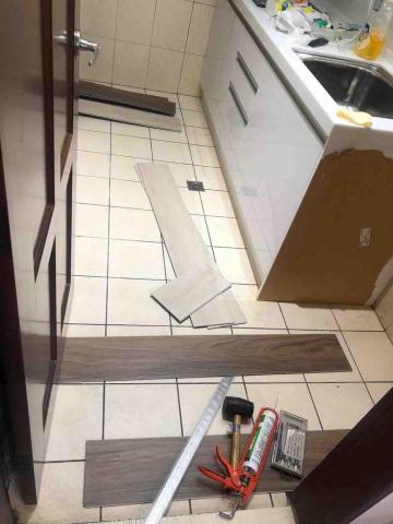 謝天福 - SPC石碩地板鋪設