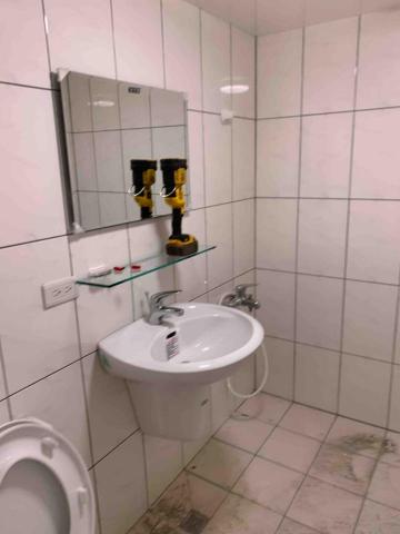 一欣工程行 - 臉盆更換