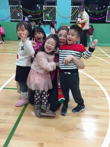 Niki 遊戲 開心 學習 - 