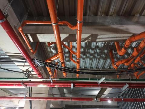 陳阿傑 - 吊管配置