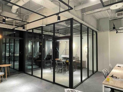 豪品工坊 - 不鏽鋼隔間工程