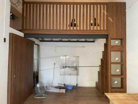 豪品工坊 - 店家業主，閣樓，欄杆，樓梯，置物櫃，廁所門