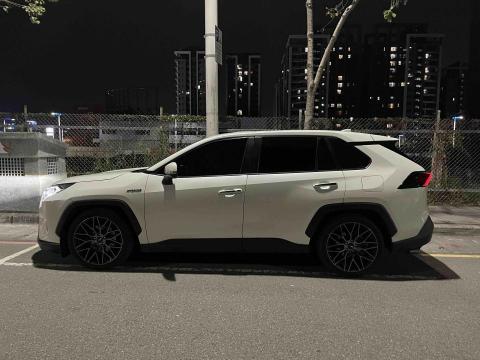 波弟多元 包車 機場接送 - 