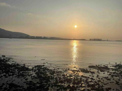 提供視頻剪輯軟件服務的專家晨曦