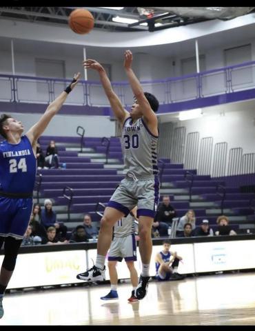 林宇謙 - Crown College (NCAA)