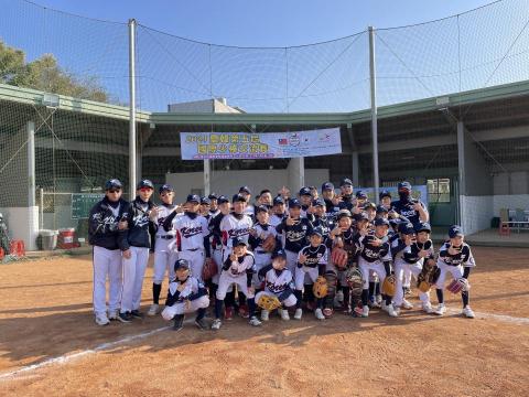 陳淑芬 Sharon Chen - 中韓棒球交流賽隨行翻譯 陳淑芬 Sharon Chen - 中韓棒球交流賽隨行翻譯