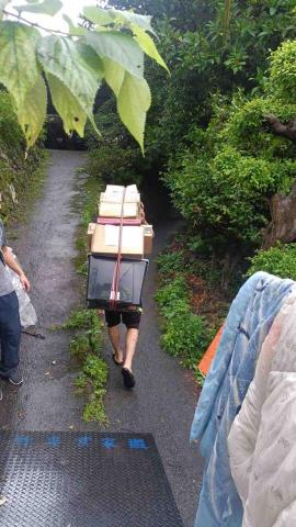 心專業搬家公司-全心企業社 - 師傅搬運過程