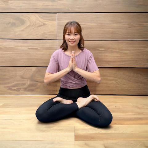 提供兒童瑜珈服務的專家花花