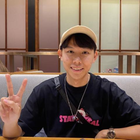 提供線上服務的專家蔡宗霖