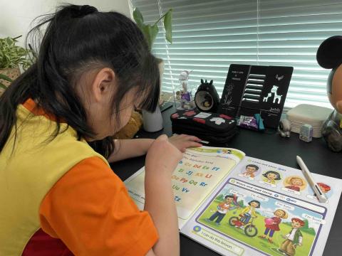 Ting’s English Corner - 國小二年級英文課程