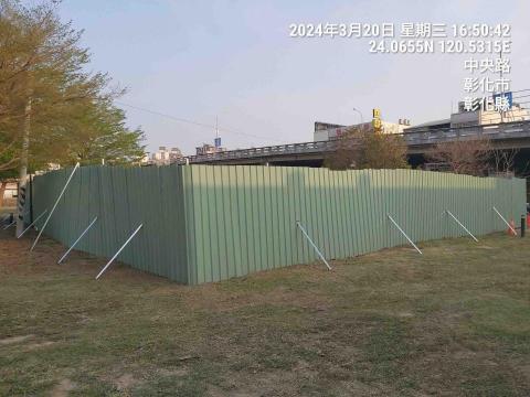 承蓁工程行.圍籬工程 - 客製化圍籬工程（外斜撐）