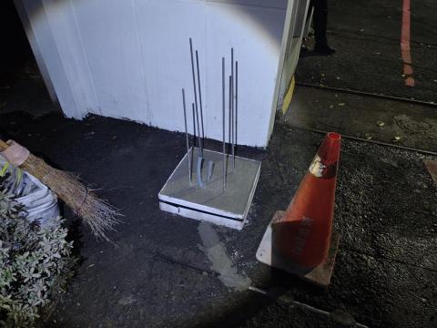 謝昇諺 - 柵欄機基座澆灌 謝昇諺 - 柵欄機基座澆灌