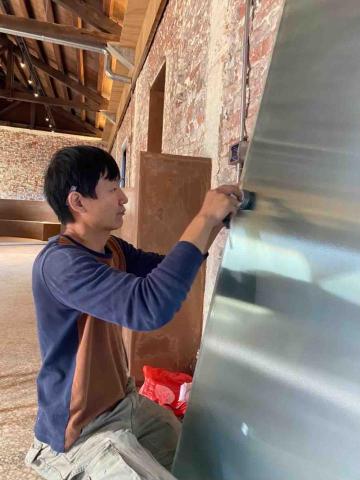 謝昌利 - 玻璃門