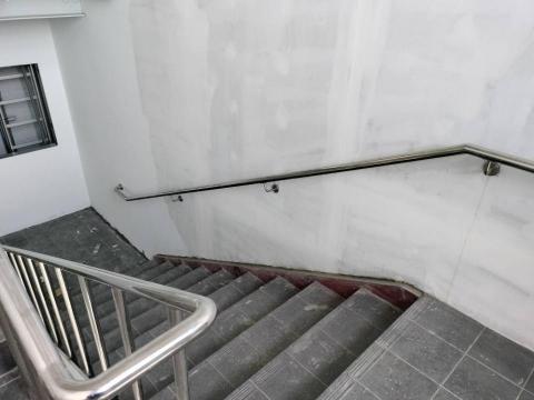 佑馥企業有限公司 - 側壁不鏽鋼扶手
