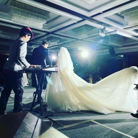 奏者音樂創意工作室 - 婚禮新人進場老師現場演奏配樂