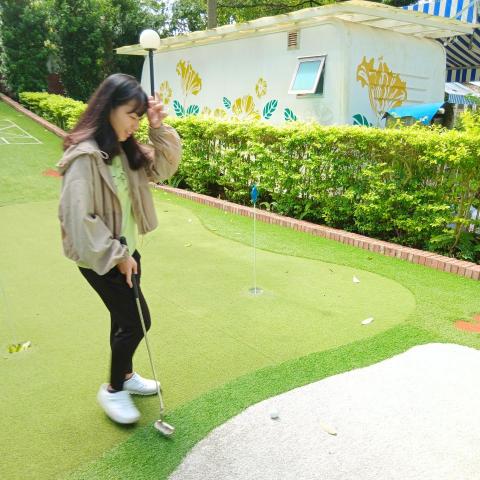 提供高中化學服務的專家劉昱秀