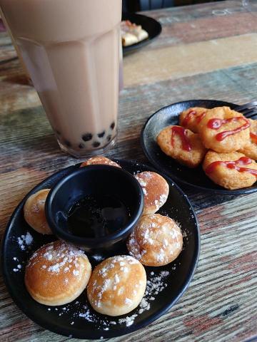 提供新娘服務的專家😁😁😁