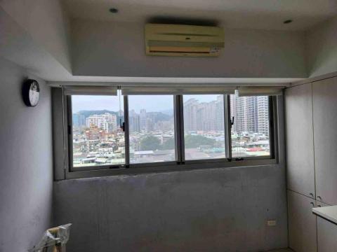 王宣諭 - 鋁窗更換 免拆框施工