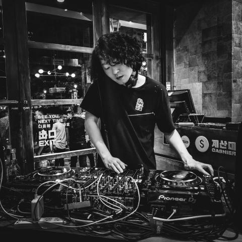 Denki Dada - 新村站著吃烤肉VIP派對