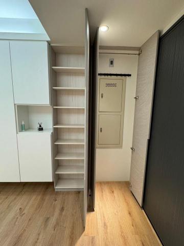 德康美系統櫃烏日店 - 德康美烏日 玄關電器箱收納櫃 上污衣區 吸塵器 德康美系統櫃烏日店 - 德康美烏日 玄關電器箱收納櫃 上污衣區 吸塵器