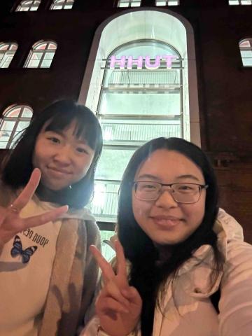 林宜蓁 - 與友人於漢堡工業大學之合照