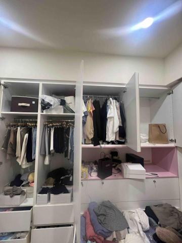 整理師亞希（AKY) - 衣櫃整理前