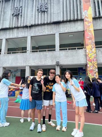 陳沛恩 - 和美國姐妹校進行一日交流