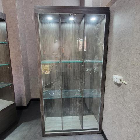 瑞祥室內裝修工程 - 玻璃展示櫥櫃訂製