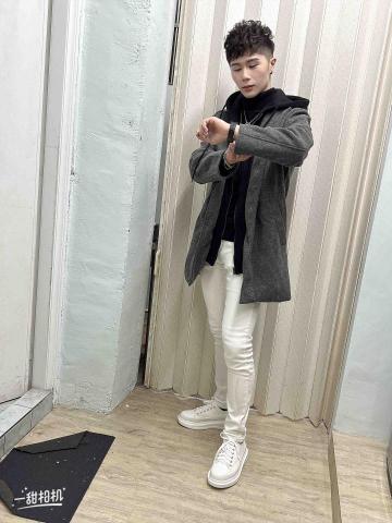 威捷 - 任職公關時照片