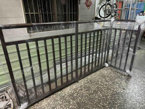 正發行 - 白鐵烤漆欄杆