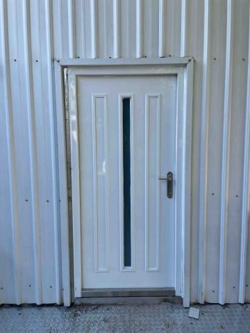 勤祥工程行 - 全白鐵烤漆藝術門