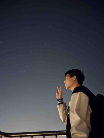 游承晏 - 看星星