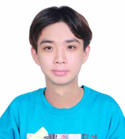 提供調酒名字服務的專家黃源