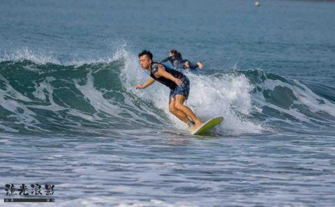 小豪（衝浪教學） - 教練本人