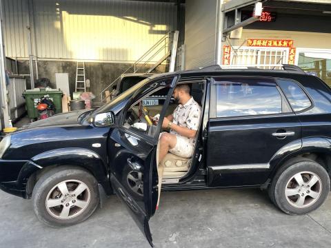 Amber 張 - 陪同阿拉伯客戶採購汽車、汽車零件、引擎
同步口譯台灣在地廠商業者