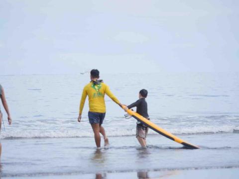 小豪（衝浪教學） - 8歲教學