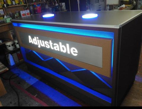 陳木匠工作室-高雄 - 電動床展示台