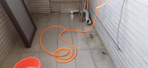 水塔先生 - 房屋清潔前