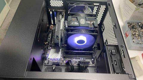 亞銳斯科技 - 電腦新裝機