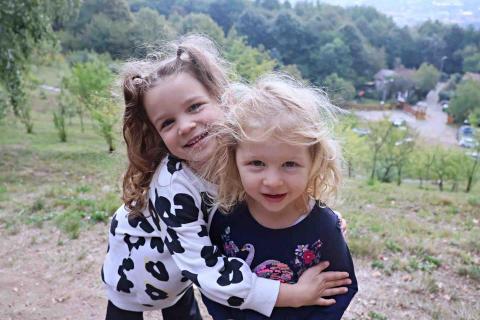 Chelle - 家庭旅行攝影(地點：羅馬尼亞)