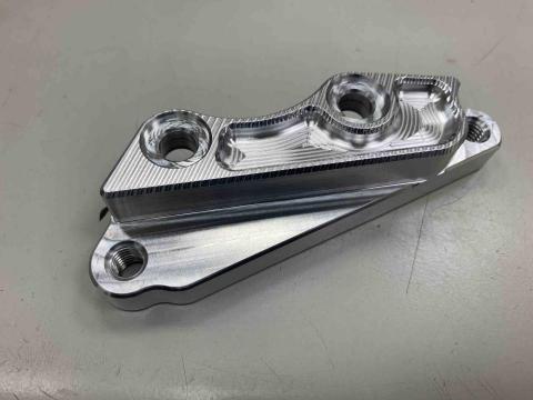 張澄裔 - 卡鉗座