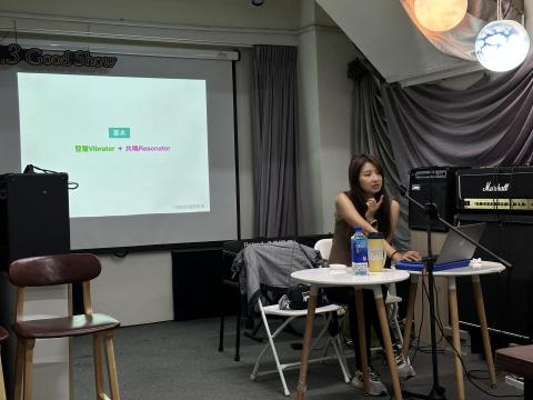 Bibi 專業流行演唱/和聲🌟 - 【講座】客家創作營-歌唱講座側拍