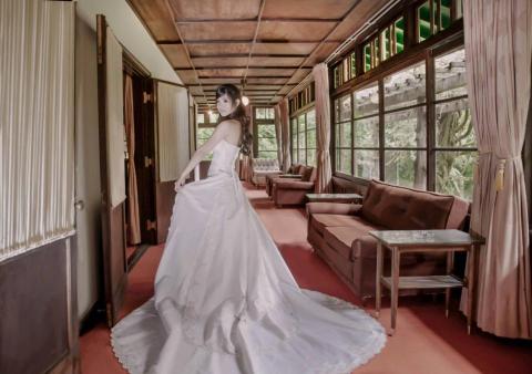 富彩容-造型靓扮美學中心..附設輕 spa 美妍 -  富彩容-造型靓扮美學中心..附設輕 spa 美妍 -