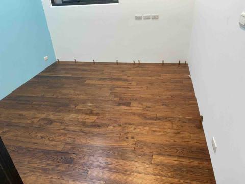 Lucas 鑫至木地板 - 