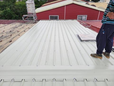 宇誠鐵工所 - 舊屋頂鐵皮翻新