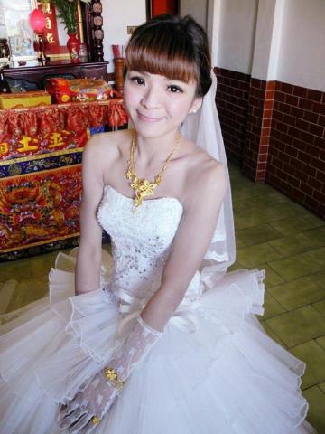 富彩容-造型靓扮美學中心..附設輕 spa 美妍 -  富彩容-造型靓扮美學中心..附設輕 spa 美妍 -